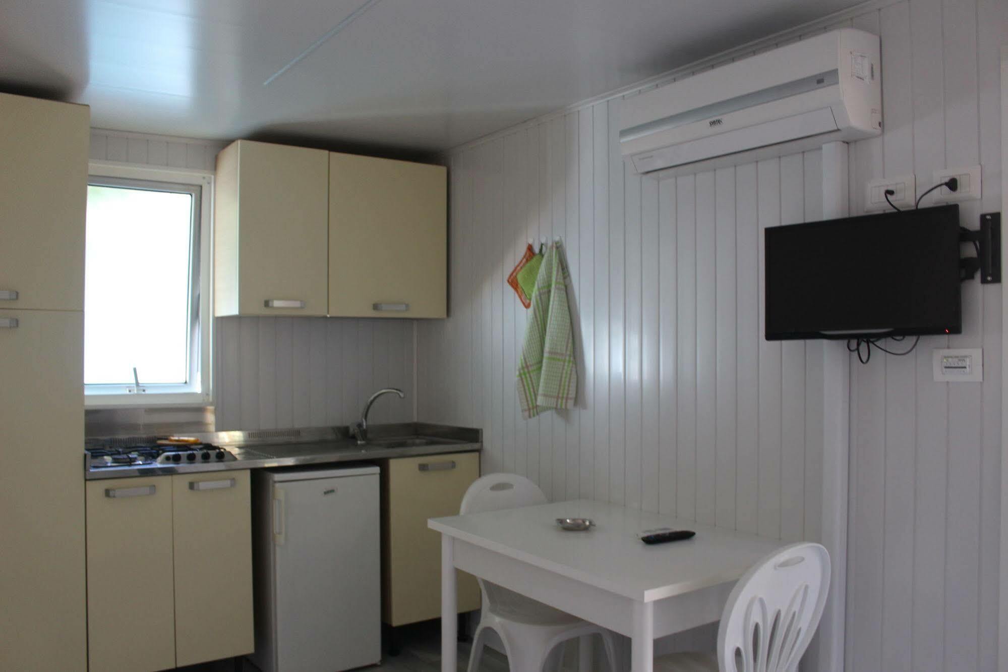 Girasole Eco Family Village فيرمو المظهر الخارجي الصورة